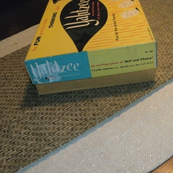 50s Vintage 1956 Yahtzee Game Original Box, Dice, Cup, Score Pads, Tokens, Rules - Picture 8 of 10